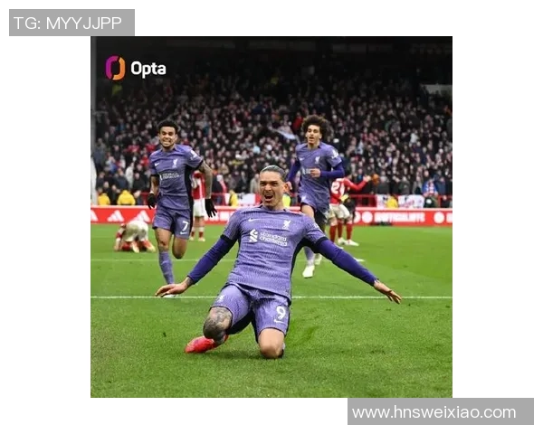 努涅斯在赛场上的精彩表现引发球迷热议与期待未来发展潜力分析 努涅斯在赛场上的精彩表现引发球迷热议与期待未来发展潜力分析